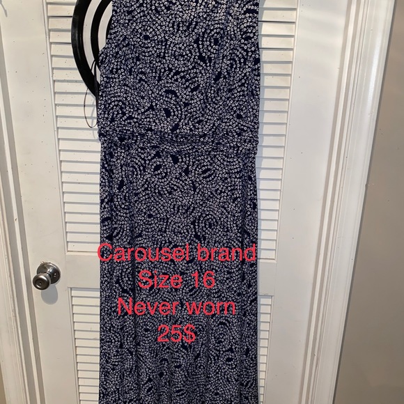 Dress - Picture 1 of 1